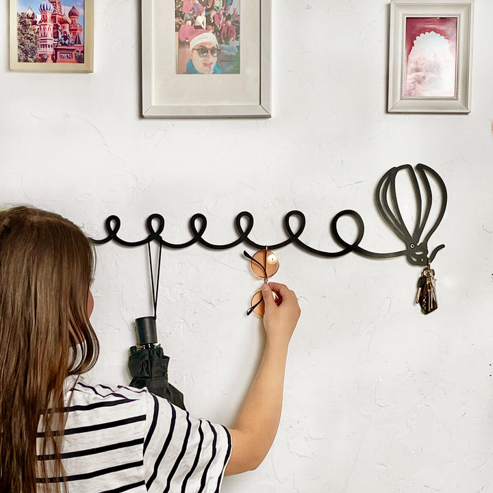 Balloon Wall Hanger